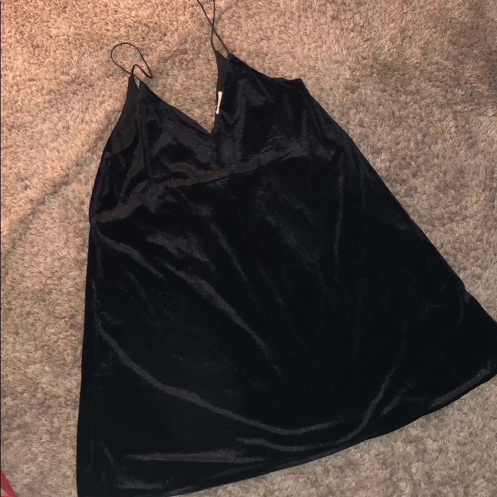 Black velvet dress